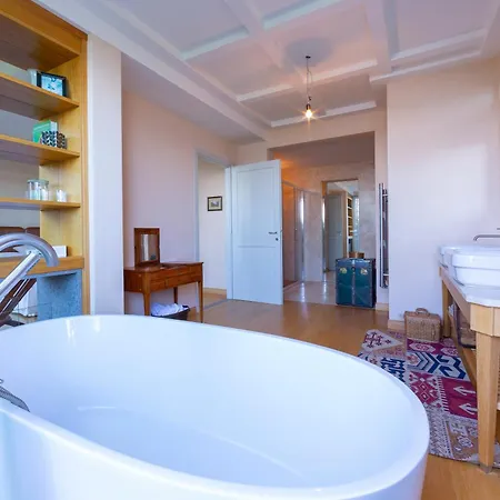 Villa Paradis Relais Infinity Pool Lake View Belgirate