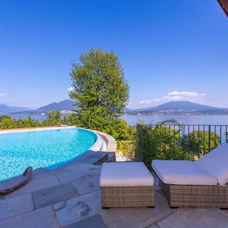 Villa Paradis Relais Infinity Pool View