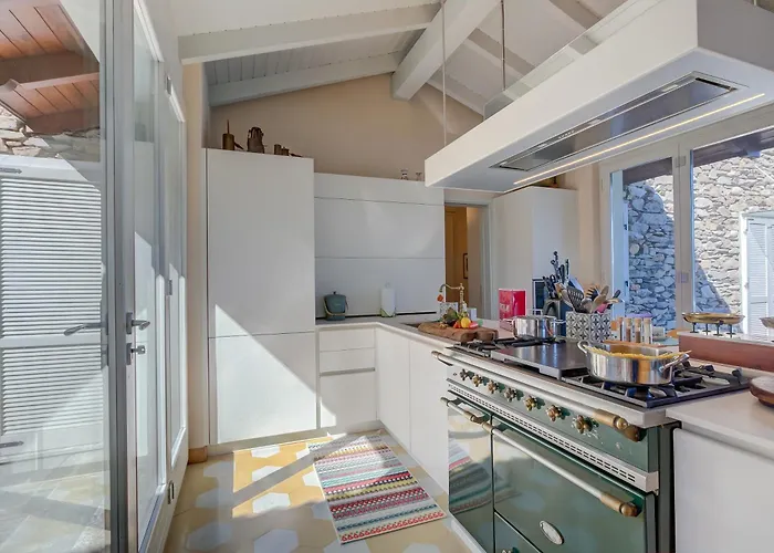 Villa Paradis Relais Infinity Pool View Belgirate